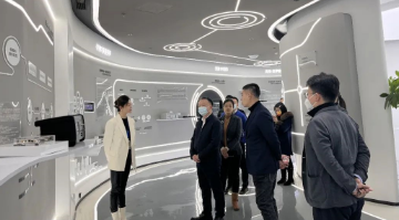 热烈欢迎重庆市渝北区区长一行领导莅临赛思全球研创总部指导工作！